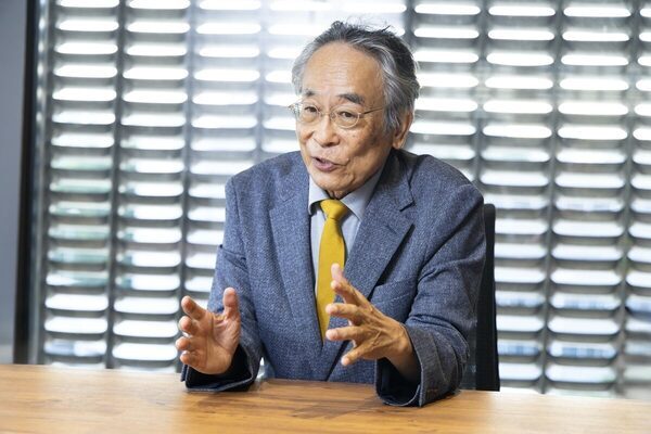 実は「掃除しなさい」はNGだった。教育評論家 親野智可等先生がすすめる、夏休みの「親子大そうじ」が子どもを伸ばす理由