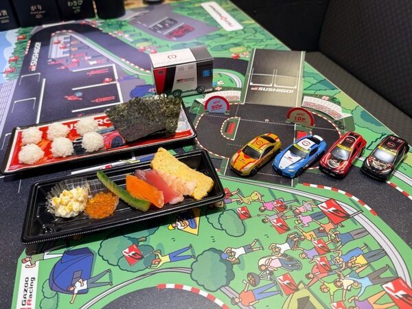 スシローがトヨタ「GAZOO Racing」と初コラボ！ ミニカー付きの寿司メニューなど注目のコンテンツは？