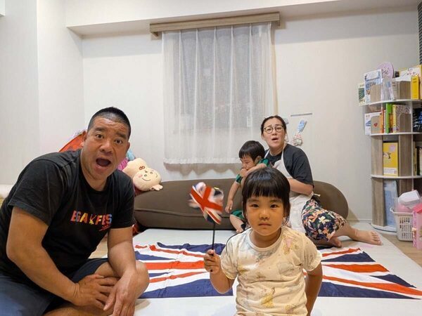 たんぽぽ白鳥久美子さん「土日どっか連れてくだけでバテバテ」猛暑でエアコン故障、夏バテ状態に「疲れて疲れて疲れ果てて…」