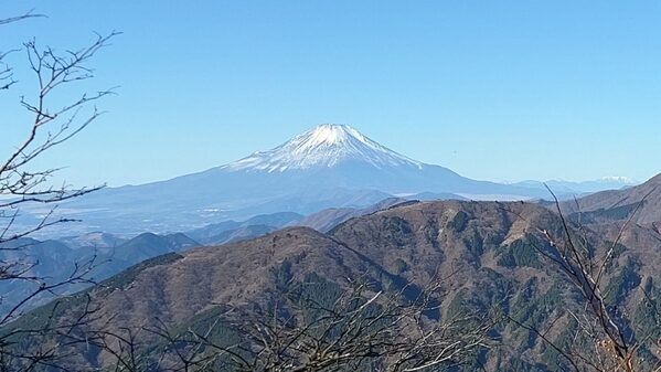 「楽して絶景、何より涼しい」夏こそ行きたい天空ハイキング。標高2600mまで一気に！