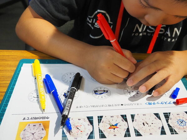 想像以上にガチだった。倍率40倍、シチズンの人気「時計組立教室」で小5息子が作った一生モノの宝物