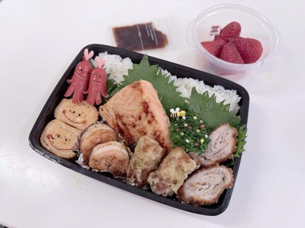 辻希美さんの高校生男子弁当が驚きのボリューム「ものすごい量」5日間のお弁当作り全工程を公開
