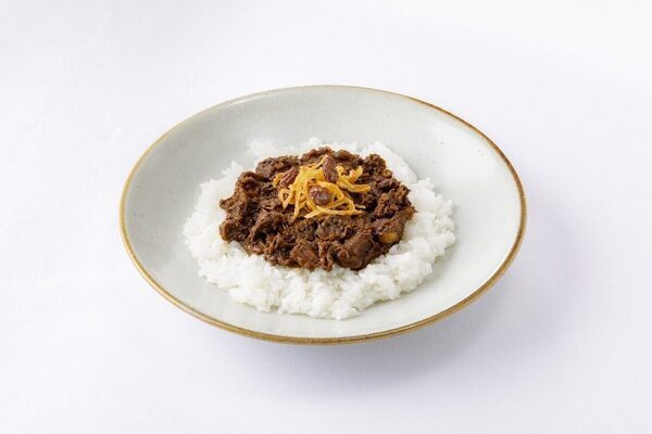 あのケーキの名店、実はレストランから始まっていた！チョコレート隠し味の欧風カレーも！トップスの秘伝カレーがお取り寄せ可能に