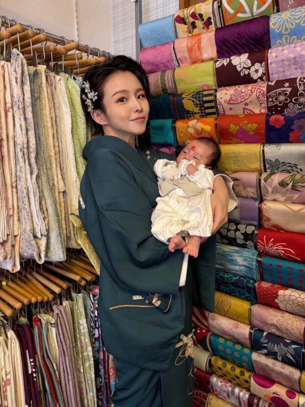 新婚3カ月で夫のがん判明…41歳で母になったmisonoさん、帝王切開で出産後は「ずっと寝たきり」