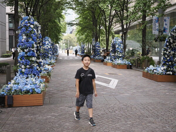 「抹茶っておいしい！」小5息子がオフィス街・丸の内で一服。AIポテチ作りにも挑戦してみた！