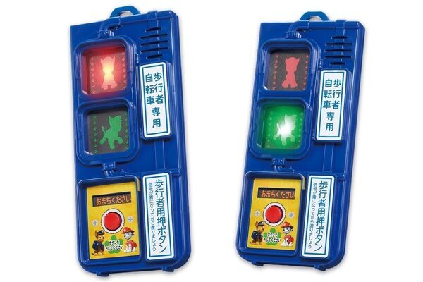 パウ・パトロール仕様の本格信号機！遊びながら交通ルールが身につく一冊が新登場