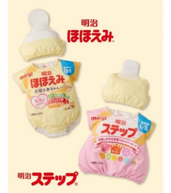 「明治ほほえみ」から「水99％Superおしりふき」まで！ 育児の定番アイテムを再現したベビー服が登場