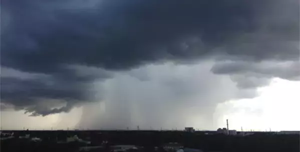 突然の強い雨、どうする？ 事前に予想はできるの？ 冠水や浸水にはどうすれば…親子で知りたい天気の知識
