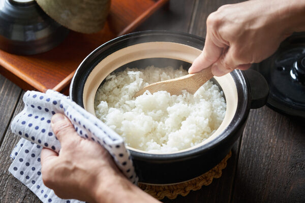 まだ「新米は水少なめ」で炊いてるの？もったいない！農水省が教える炊飯のキホン【ふっくらほかほか】