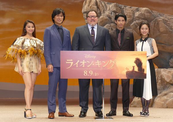 “超実写版”『ライオン・キング』ジョン・ファヴロー監督が来日　「新しい世代に向けてアップデート」とアピール