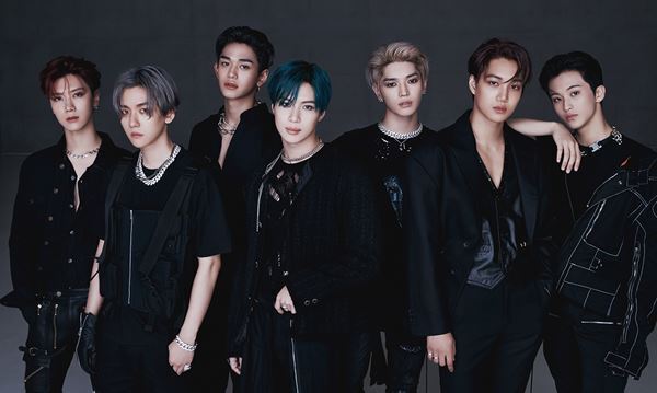 SuperMデビューアルバム米ビルボード8つのチャートで1位記録！　アジア初の快挙も！