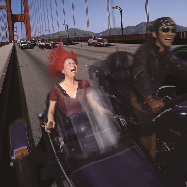 20年以上にわたる女性美術家の活動を振り返る 　『やなぎみわ展 神話機械』展開催