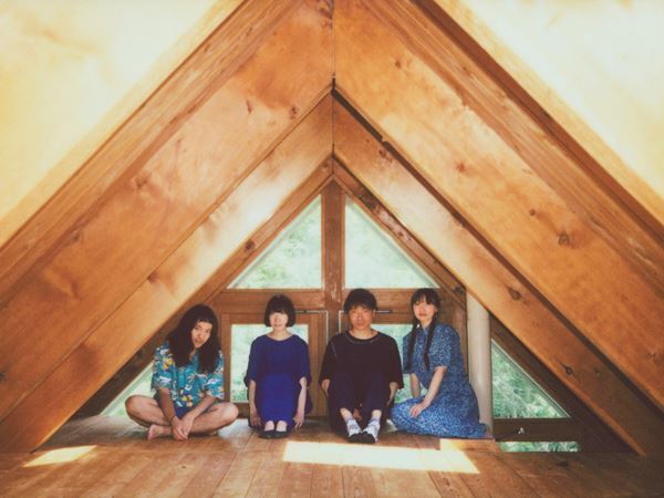 ザ・なつやすみバンド、デビュー作の再現と新曲の2部制ライブ