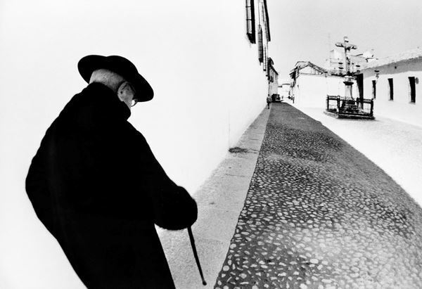 60年代スペインが鮮烈に甦る！ 『奈良原一高のスペイン　約束の旅』