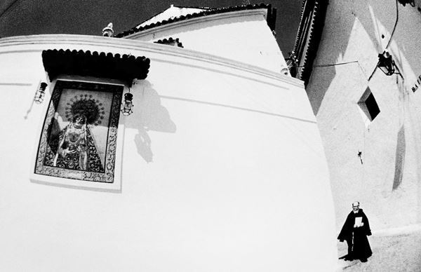 60年代スペインが鮮烈に甦る！ 『奈良原一高のスペイン　約束の旅』