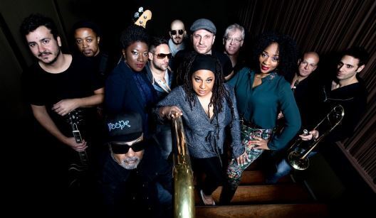 INCOGNITO、大阪で来日公演2日目を開催