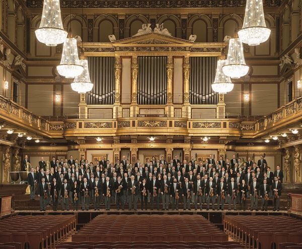 ウィーン・フィルハーモニー管弦楽団　“音楽の都”ウィーンの伝統と誇りを担うウィーン・フィル登場！