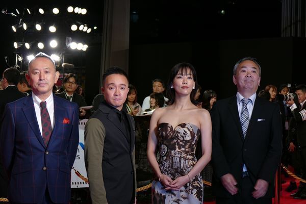 第32回東京国際映画祭が開幕！　豪華スター集結で、華やかなオープニング