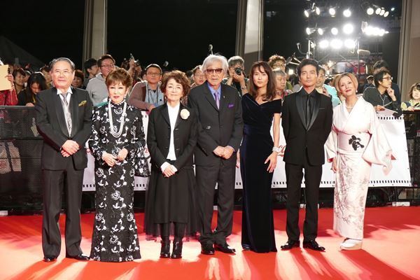 第32回東京国際映画祭が開幕！　豪華スター集結で、華やかなオープニング