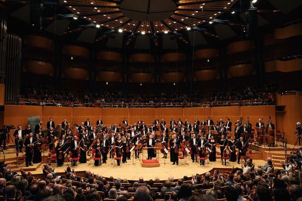 ドイツ屈指“ケルン放送交響楽団”が奏でる燻し銀のベートーヴェン