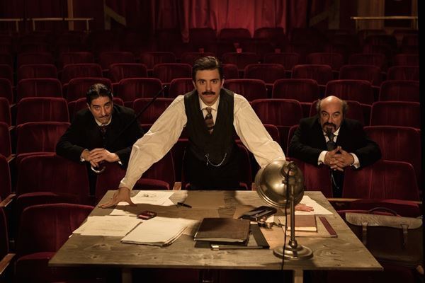 ロマンティックな言葉の数々で女性がメロメロに？　『シラノ・ド・ベルジュラックに会いたい！』本編映像独占公開