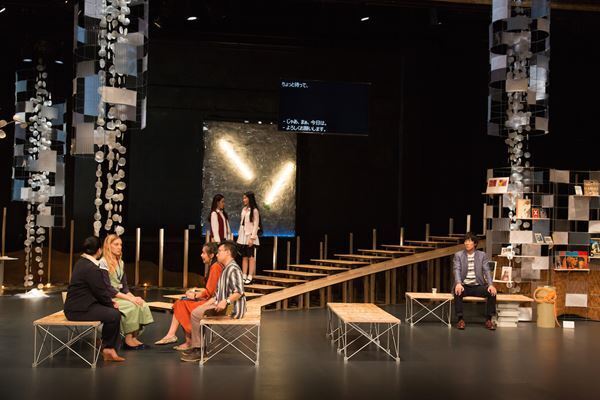 青年団が代表作『東京ノート』とその多言語版を2本連続上演