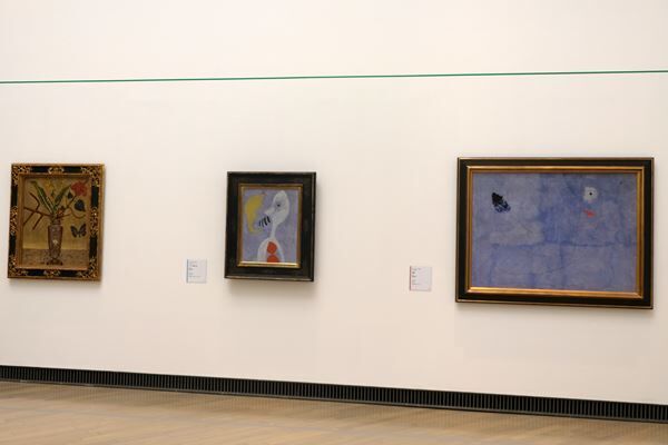 20世紀美術コレクションに定評がある3館が協働する『トライアローグ』展、横浜美術館で開催中