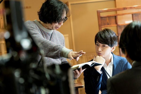 行定勲監督が大倉忠義＆成田凌を称賛　『窮鼠はチーズの夢を見る』撮影時のメイキング写真公開