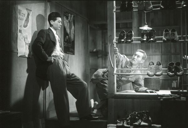 人気・実力を兼ね備えた二枚目俳優・池部良の出演作を連日上映