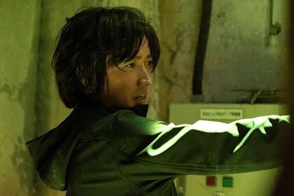 サブタイトルは『-THE ECLIPSE-』に！　藤原竜也×竹内涼真『連続ドラマW 太陽は動かない』特報＆場面写真公開