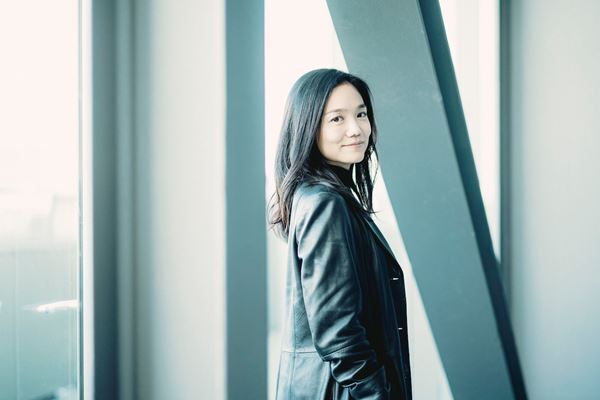 第51回「サントリー音楽賞」はピアニストの河村尚子が受賞！