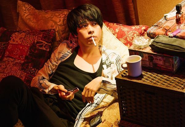 潤んだ瞳の愛くるしい成田凌の姿が　『窮鼠はチーズの夢を見る』新場面写真公開