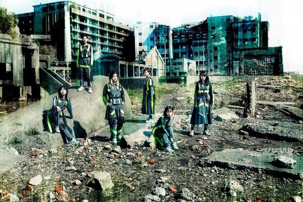 BiSH、ゲーム『Call of Duty: Mobile』内でスペシャルライブを披露　軍艦島で撮影された新ビジュアルも公開