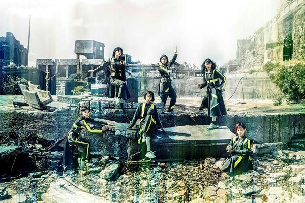 BiSH、ゲーム『Call of Duty: Mobile』内でスペシャルライブを披露　軍艦島で撮影された新ビジュアルも公開