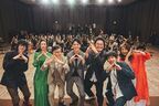 二宮和也を中心に本物の家族のようなキャストたち　浅田政志撮影による『浅田家！』完成報告会舞台裏写真公開