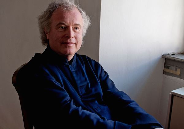 「アンドラーシュ・シフ　ピアノリサイタル」　こんな時期だからこそ“音楽の持つ力”を受け止めたい