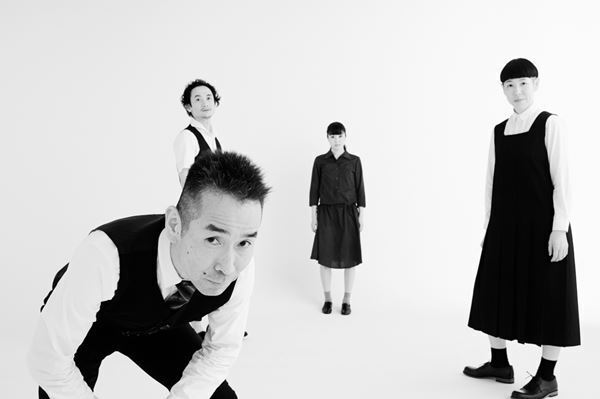 言葉を排した小野寺修二の新作『どこまでも世界』は何を描くか