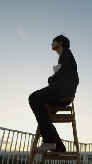 [Alexandros]×岩井俊二『夢であえても』ビジュアルとメイキング映像が公開、メンバーが架空のバンドを演じる