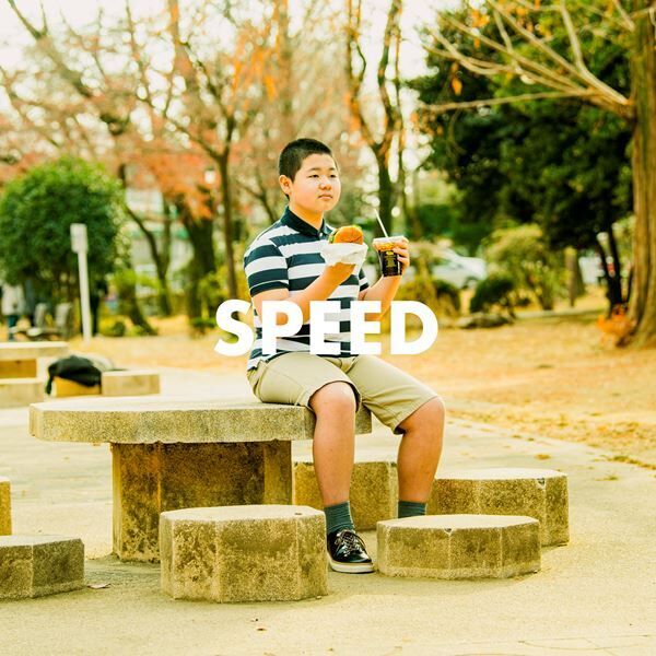 SIX LOUNGE、新アルバム『3』から「スピード」を先行配信＆安田潤司が手がけたMVを公開