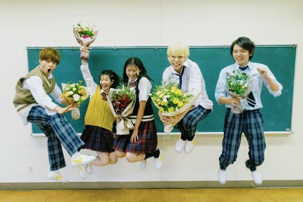 ラウール「プレッシャーと緊張が凄かったです」　『ハニーレモンソーダ』クランクアップ時のレポート＆写真が公開