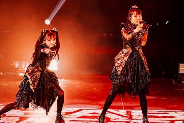 BABYMETAL、結成10周年イヤーの集大成「10 BABYMETAL BUDOKAN」日本武道館10公演、完遂＆世界最速配信決定！　4月28日発売、ぴあPMCでもレポートを掲載。