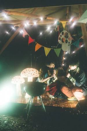 もう子供じゃない、でも大人でもない19歳のふたりだからできる演奏がここに！ さくらしめじ配信ライブレポート