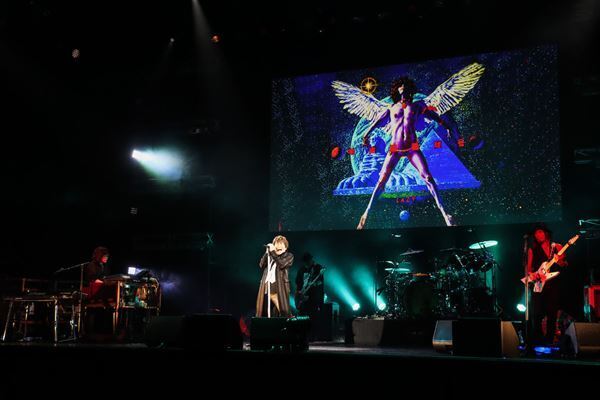 伝説のアルバム「宇宙船地球号」完全再現配信ライブを開催