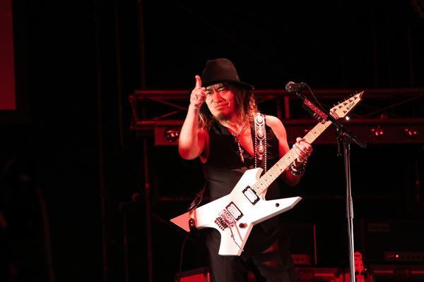 伝説のアルバム「宇宙船地球号」完全再現配信ライブを開催