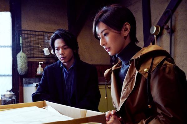 北川景子・中村倫也の自然体な魅力「他者からの視線や評価も今は気にならなくなりました」