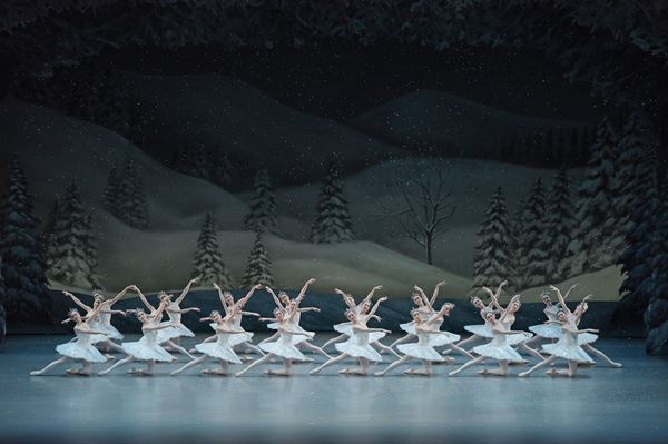 新国立劇場バレエ公演『くるみ割り人形』本日開幕！ 小野絢子×福岡雄大ペア公演は配信も