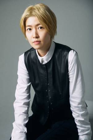 坂東巳之助×シム・ウンギョン、初共演のふたりに聞く不思議な恋の物語『消えちゃう病とタイムバンカー』