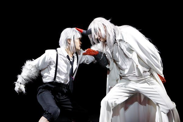 村田充、澁澤龍彦役で圧倒的な存在感を放つ　「文豪ストレイドッグス DEAD APPLE」舞台写真＆レポート到着