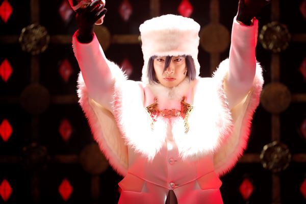 村田充、澁澤龍彦役で圧倒的な存在感を放つ　「文豪ストレイドッグス DEAD APPLE」舞台写真＆レポート到着