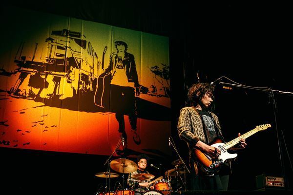 斉藤和義、"幻のセットリスト"を披露した中野サンプラザ無観客ライブの配信詳細発表